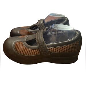 Drew Desiree - Brown Calf/Brown Nubuck Women Shoe, Size 9.5W